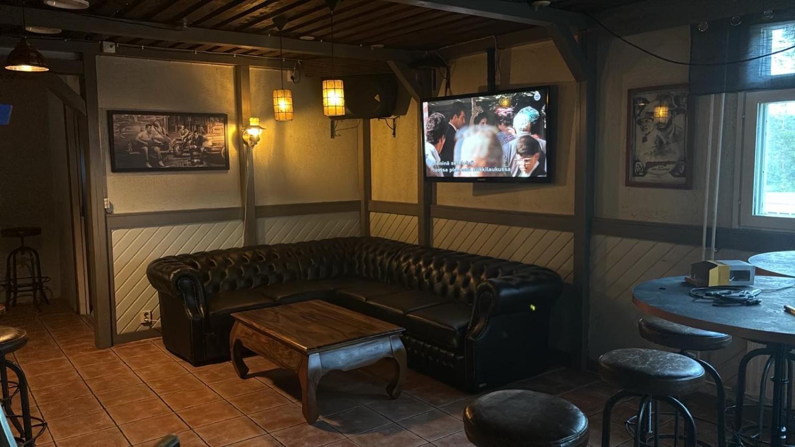 Hotelli Ravintola Tiilikka Rautavaara Esterno foto